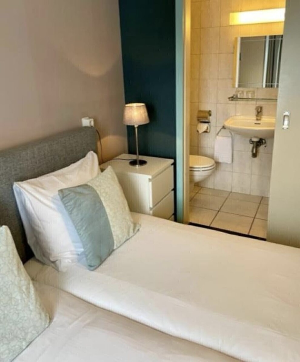 Tweepersoonskamer met eigen badkamer